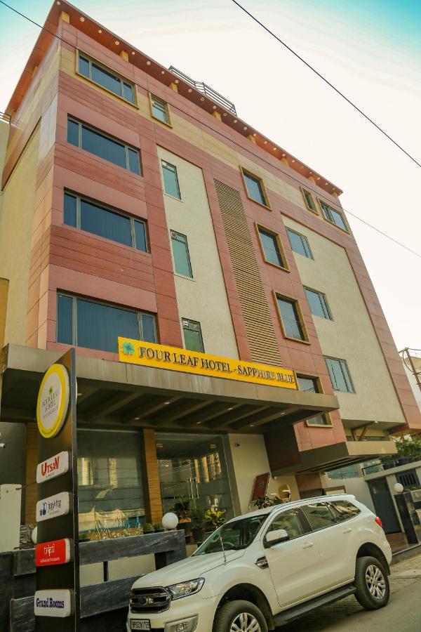 Four Leaf Hotel - Sapphire Blue, Βαρανάσι Εξωτερικό φωτογραφία